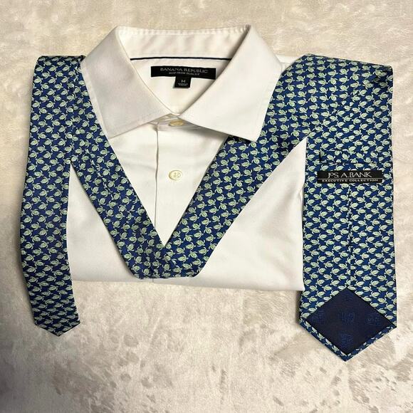 Jos A Bank Sea Turtle Silk Tie 58"x3.5" Blue & Green Eco-Friendly Animal Rescue - Picture 4 of 6